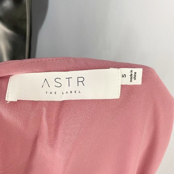 ASTR The Label Riva Crop Top Shirred Sleeves Pink - Picture 6 of 7